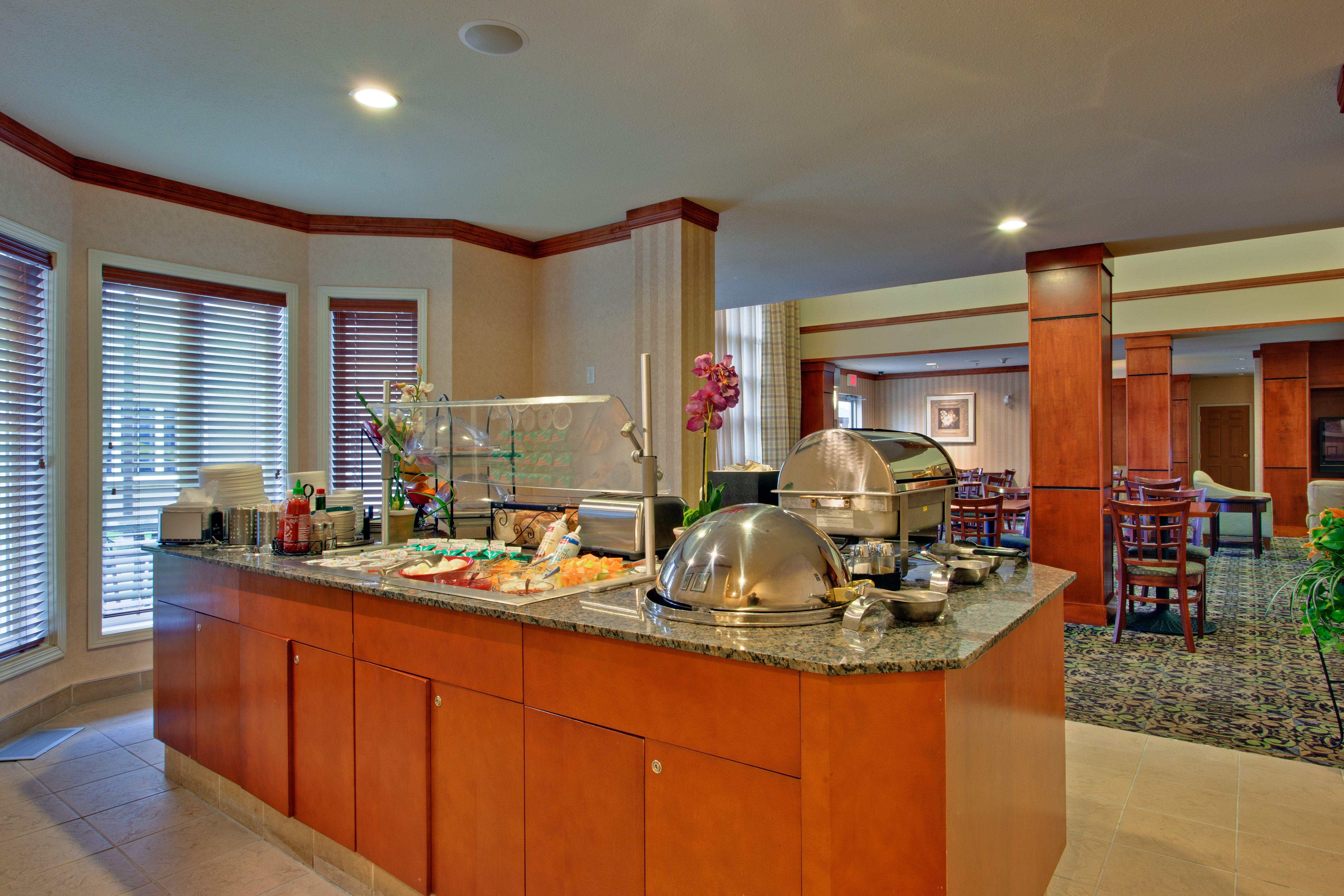 Staybridge Suites - Calgary Airport By Ihg Eksteriør bilde