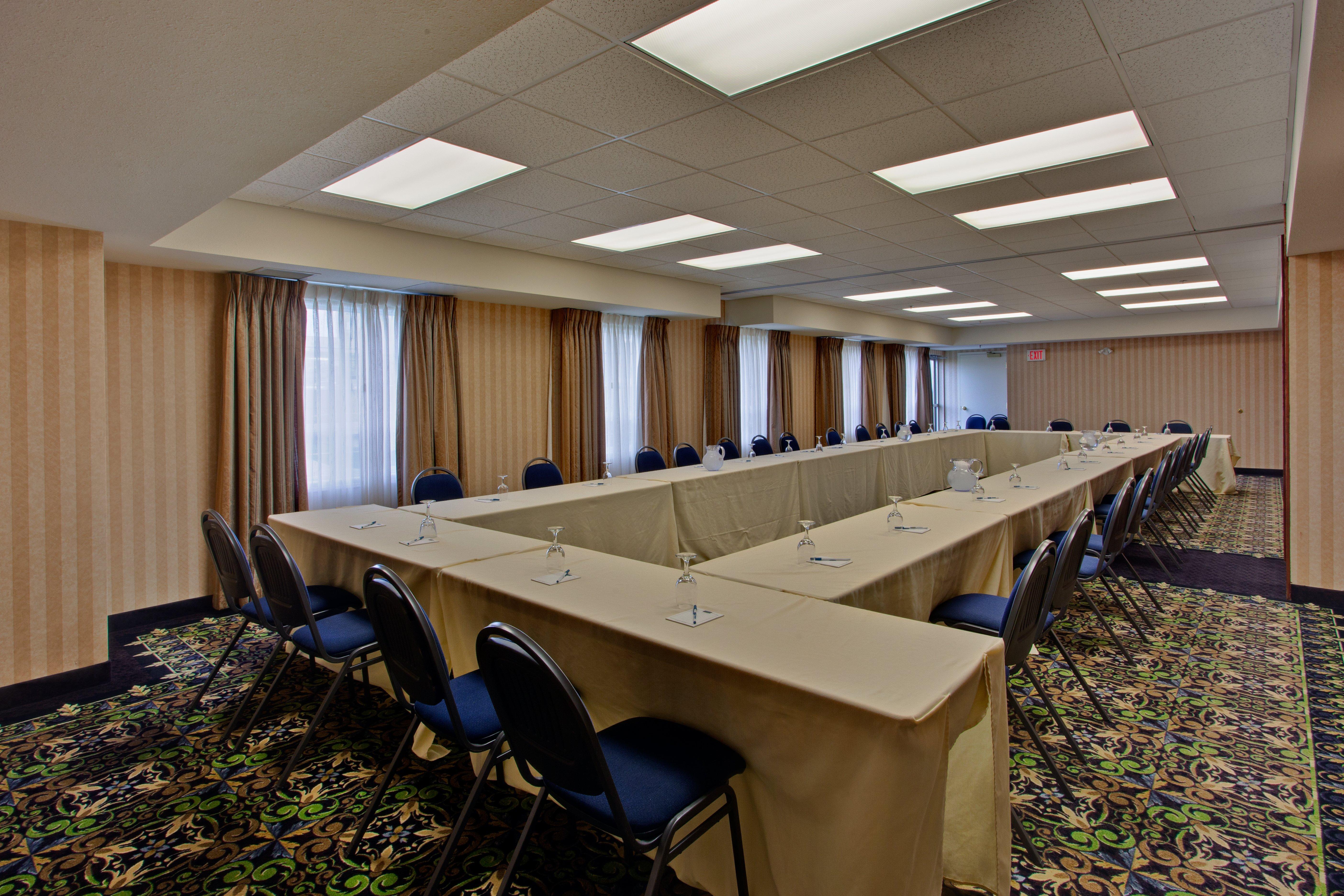 Staybridge Suites - Calgary Airport By Ihg Eksteriør bilde