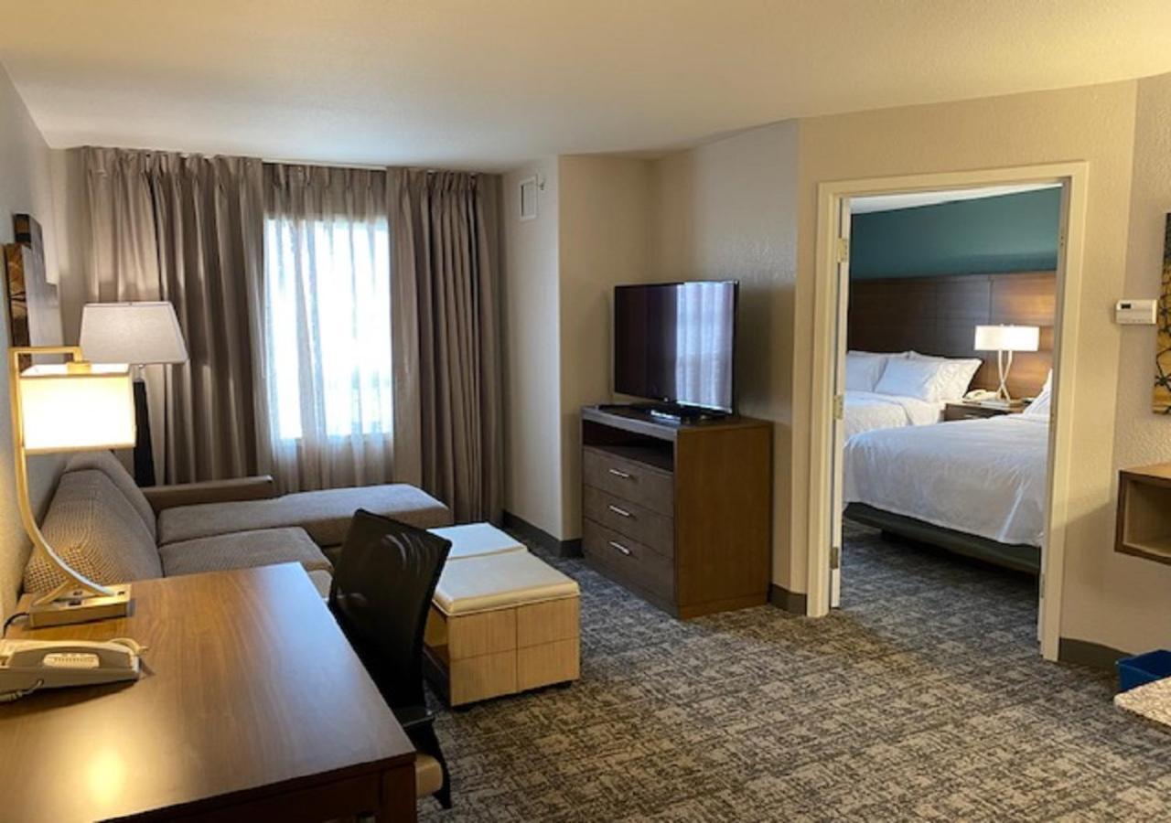Staybridge Suites - Calgary Airport By Ihg Eksteriør bilde