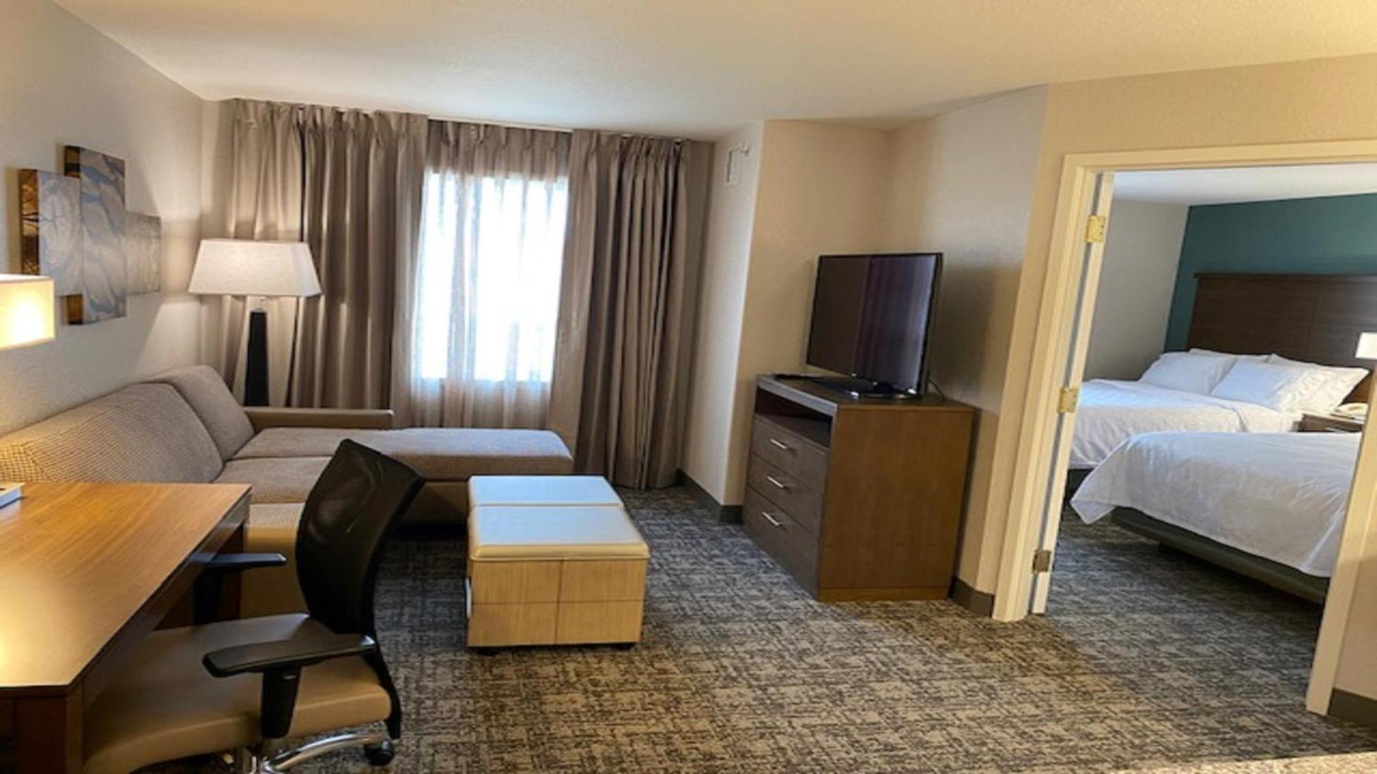Staybridge Suites - Calgary Airport By Ihg Eksteriør bilde